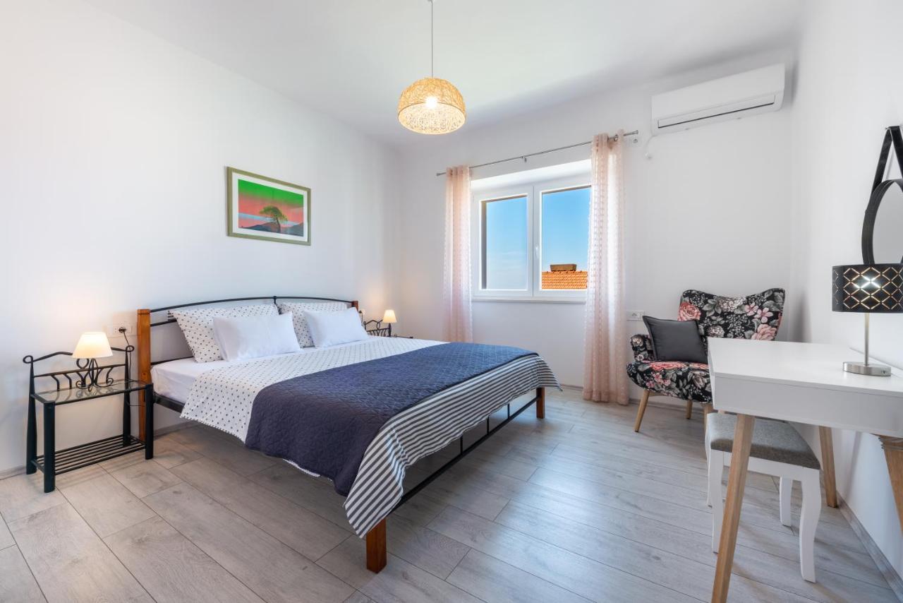 Apartment Ruzica ดูบรอฟนิก ภายนอก รูปภาพ